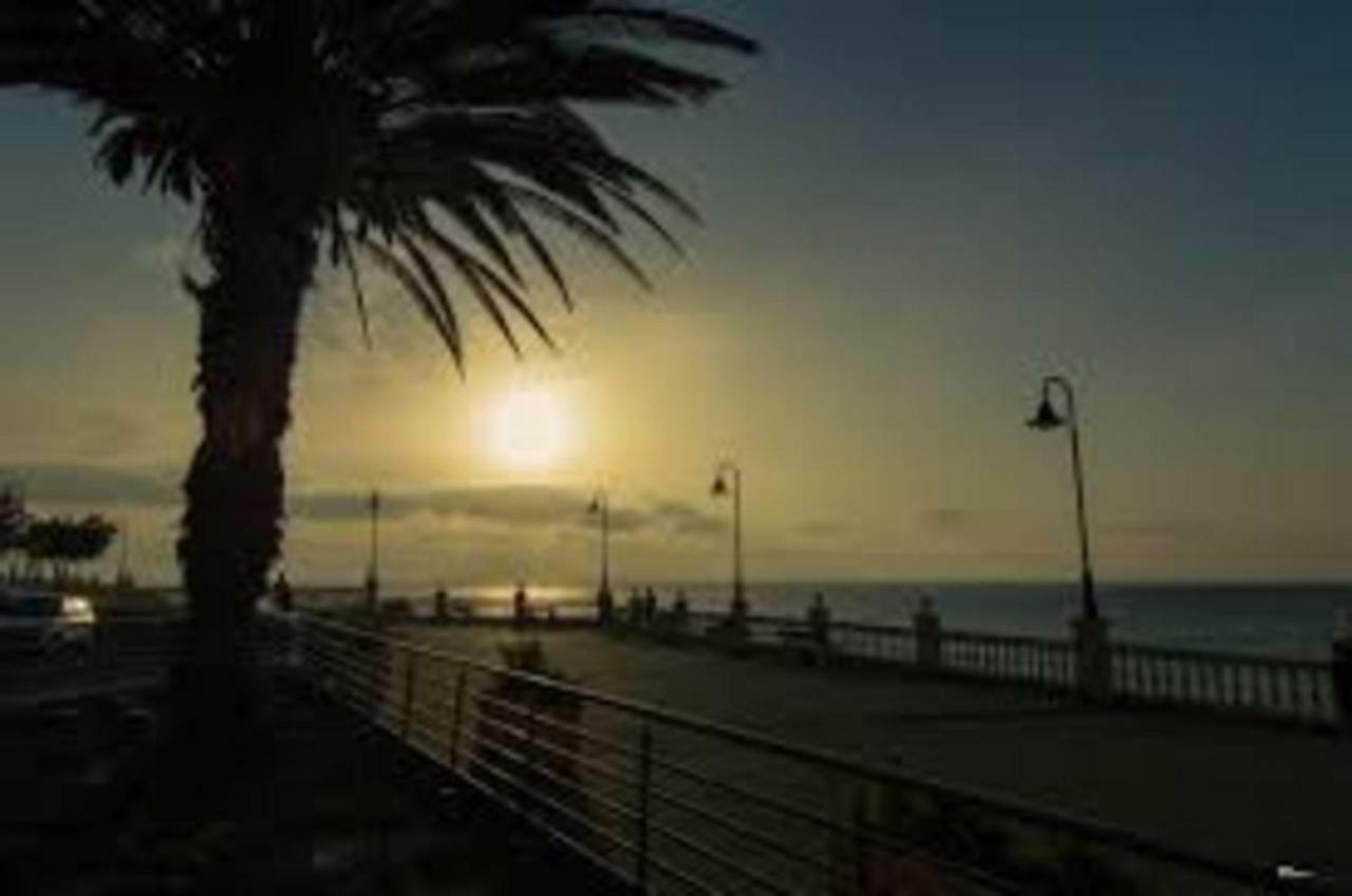Cozy Apartment In Salinetas Beach. מראה חיצוני תמונה
